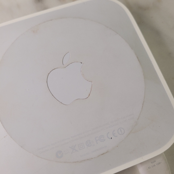 Apple Router Airport Express White Works - Picture 4 of 4